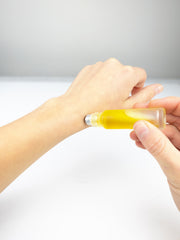 Roll on Flasche mit Bambusdeckel, 10 nachfüllbare matte Glasfläschchen mit Edelstahl Roller 10 ml und Zubehör ,